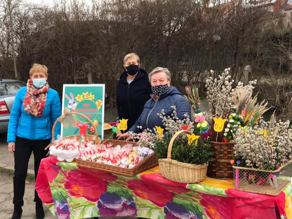 Okoliczni mieszkańcy oferują swojskie wyroby wysokiej jakości