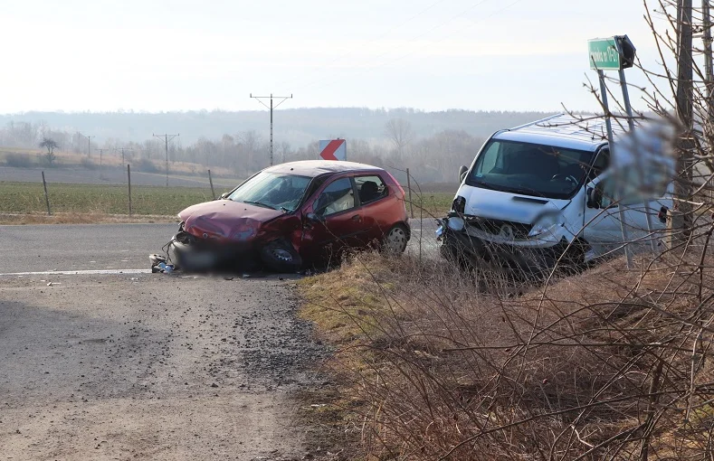 Powiat ząbkowicki. Bez prawka i na haju spowodował wypadek - Zdjęcie główne