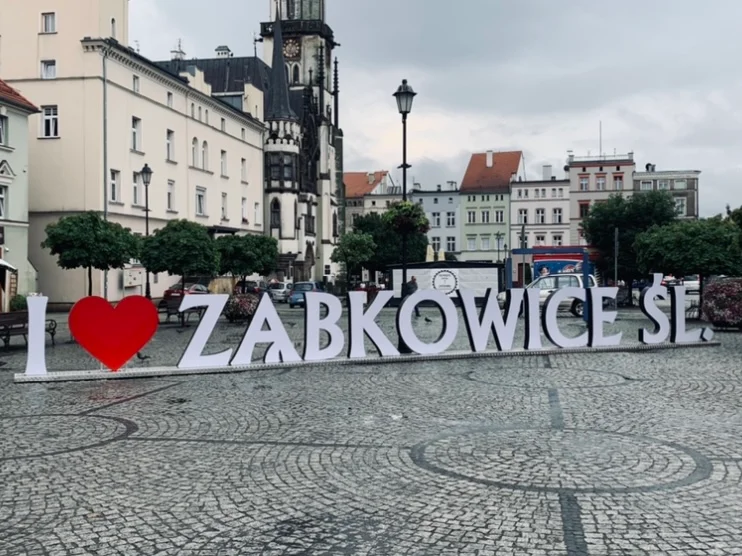 Co Chat GPT poleca zwiedzić w Ząbkowicach Śląskich? Będziecie zaskoczeni - Zdjęcie główne