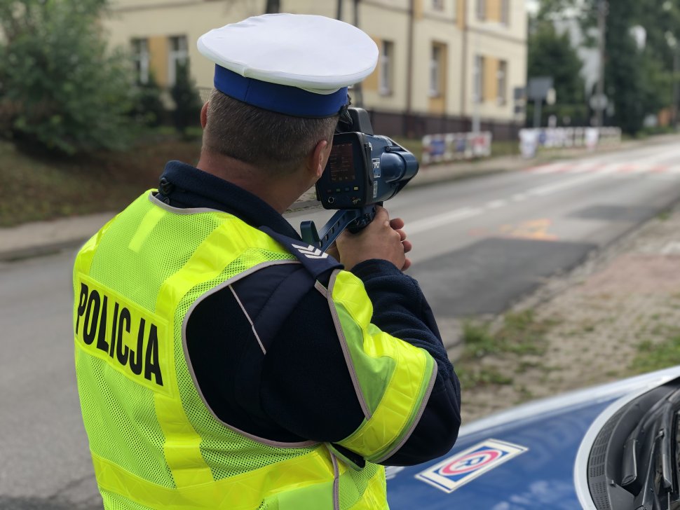 Po pijaku wymusiła pierwszeństwo policjantom - Zdjęcie główne