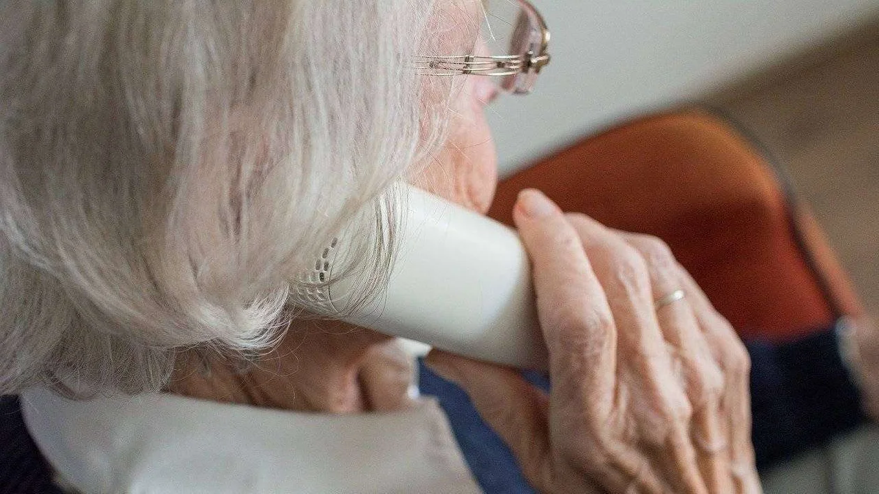 Oszuści nie odpuszczają. 87-latka straciła kilkadziesiąt tysiecy - Zdjęcie główne