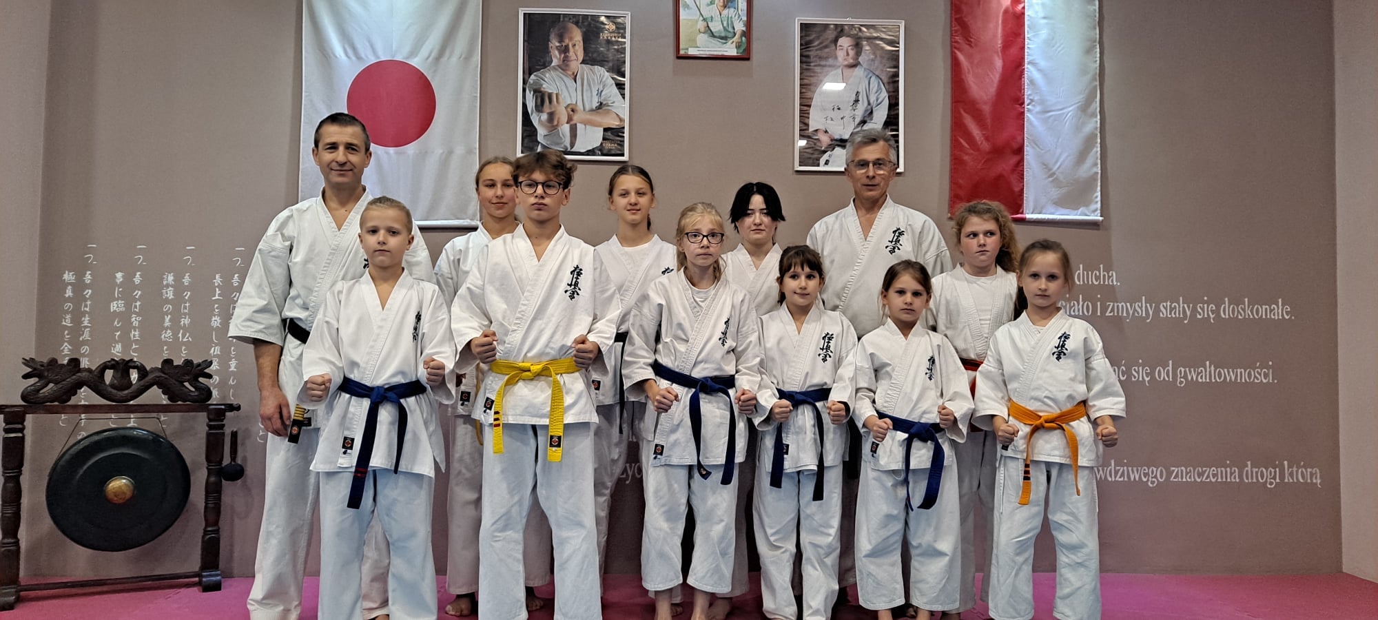 Zawodniczki z gminy Złoty Stok wzięły udział w Wagowych Mistrzostwach Europy w Karate Kyokushin - Zdjęcie główne