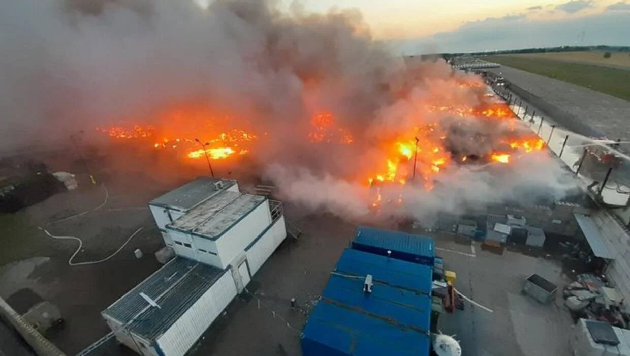 Ząbkowice Śląskie. Nasi strażacy pomagali w walce z ogromnym pożarem - Zdjęcie główne