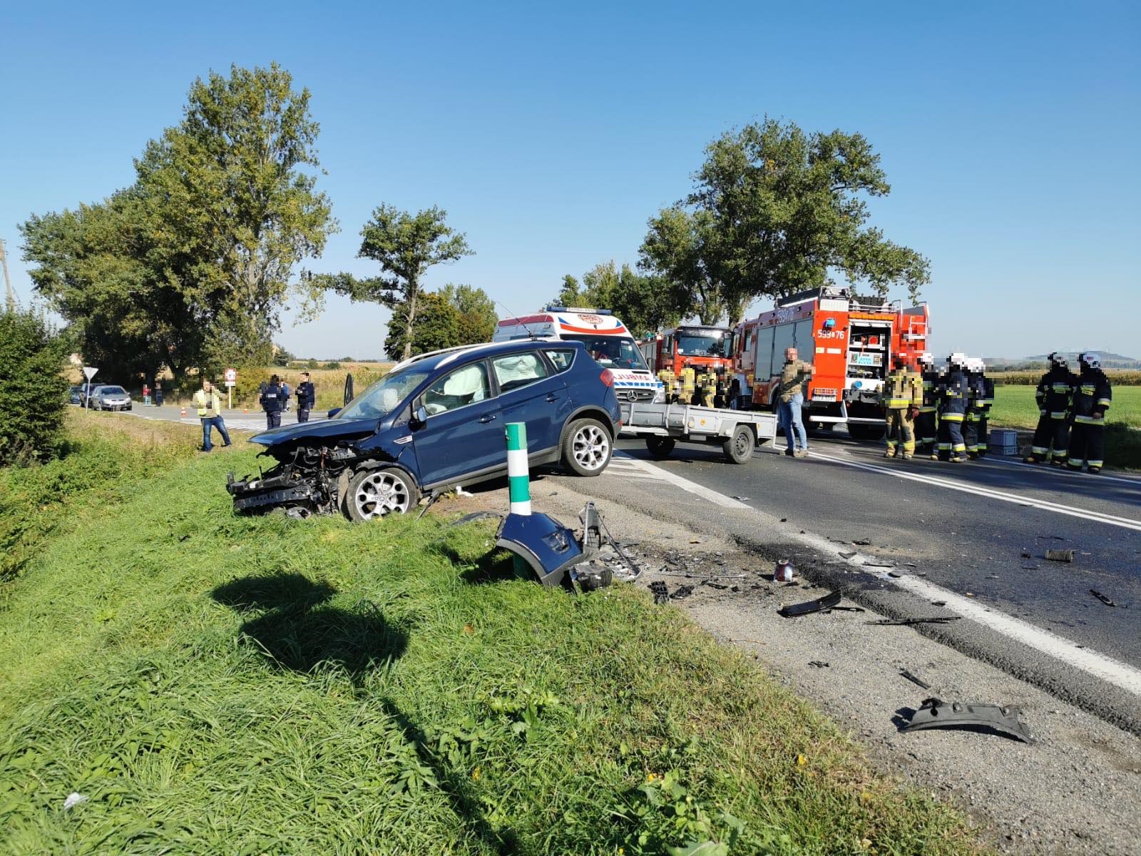 Powiat Ząbkowicki: Wypadek na krajowej ósemce - są poszkodowani