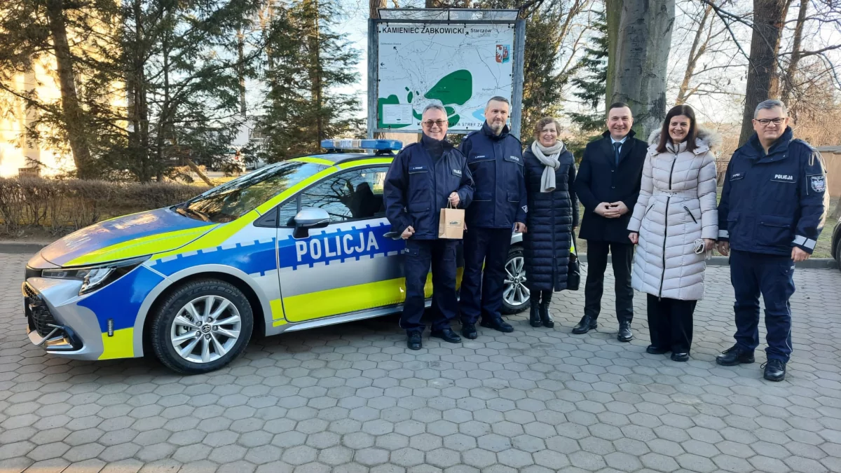 Kamieniec Ząbkowicki: Nowy radiowóz dla policji - Zdjęcie główne