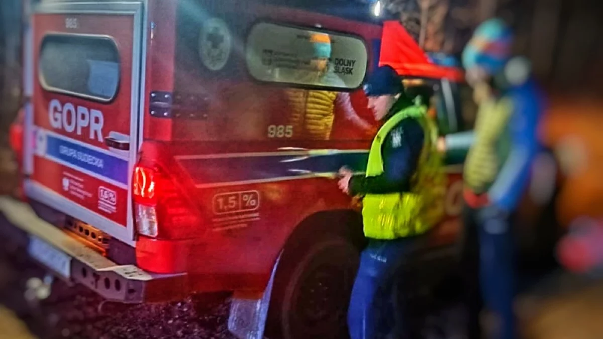 30-letni turysta zgubił się w lesie po zmroku