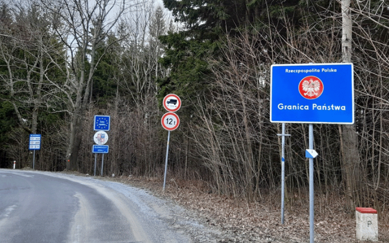 Koronawirus w Czechach: Zniesiono stan wyjątkowy - Zdjęcie główne