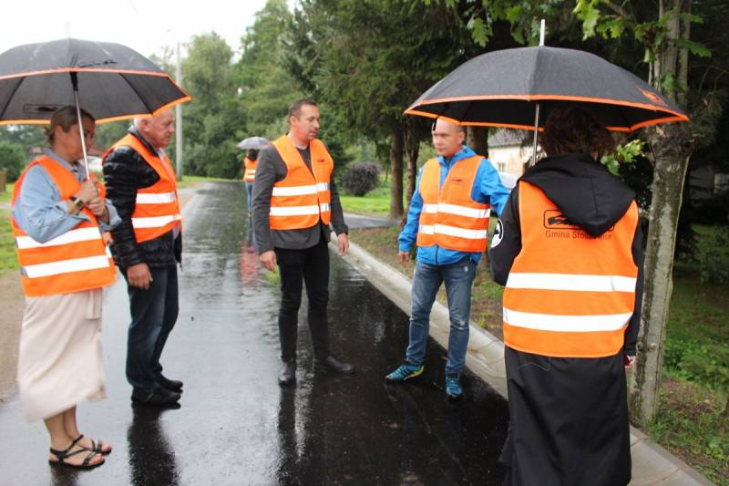 Gmina Stoszowice: Odbiór techncizny drogi w Lutomierzu